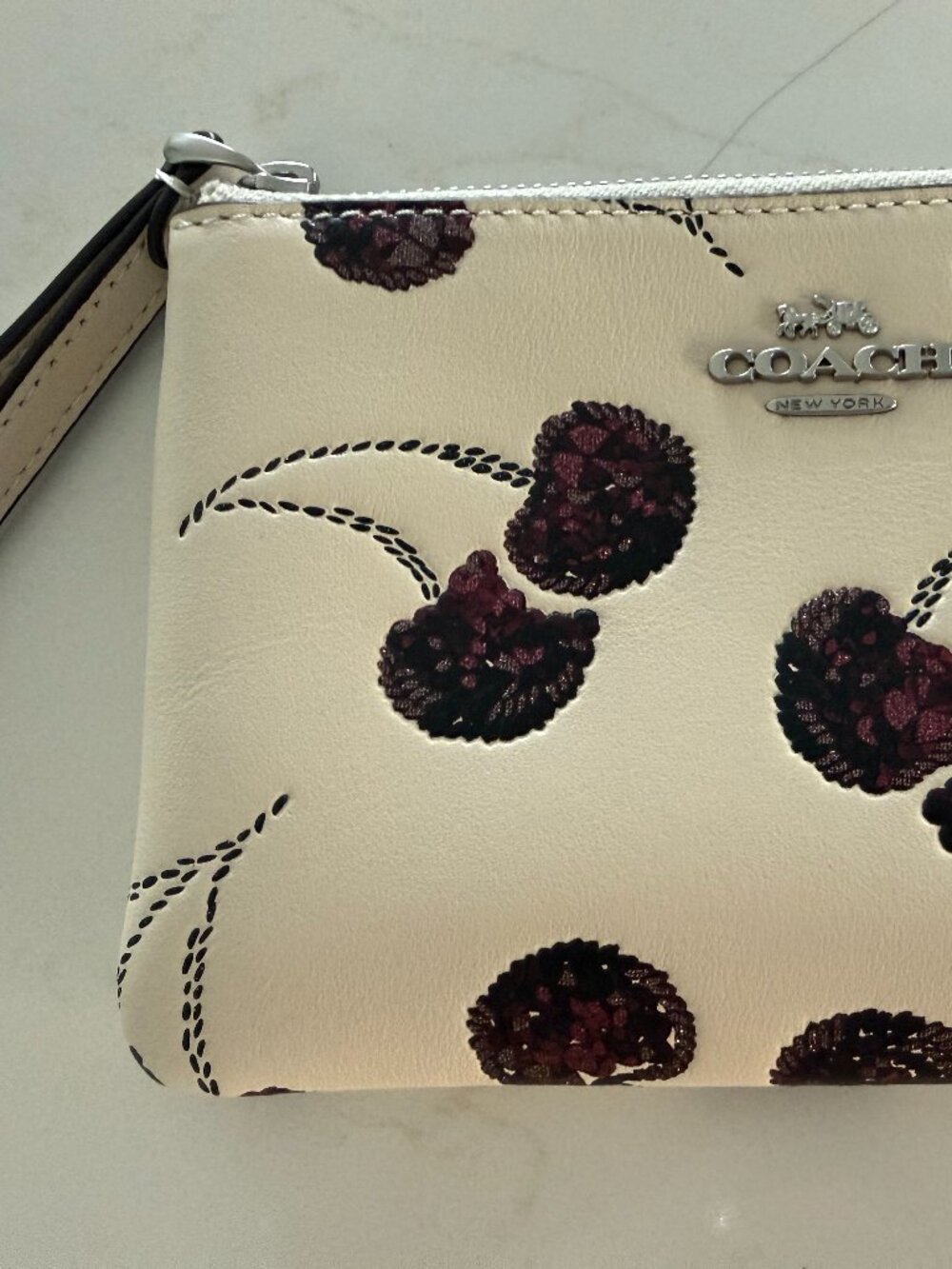 Brand New Coach Wristlet, Ivory Leather with Fun Cherries! - Picture 4 of 5